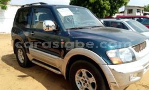 Acheter Occasion Voiture Mitsubishi Pajero Junior Bleu à Lomé, Togo Acheter Occasion Voiture Mitsubishi Pajero Junior Bleu à Lomé, Togo