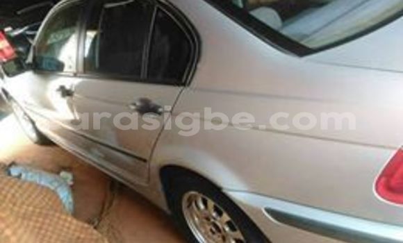 Acheter Occasion Voiture BMW 3–Series Gris à Lomé, Togo Acheter Occasion Voiture BMW 3–Series Gris à Lomé, Togo