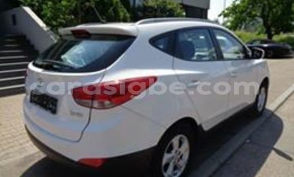 Acheter Occasion Voiture Hyundai ix35 Blanc à Lomé, Togo Acheter Occasion Voiture Hyundai ix35 Blanc à Lomé, Togo