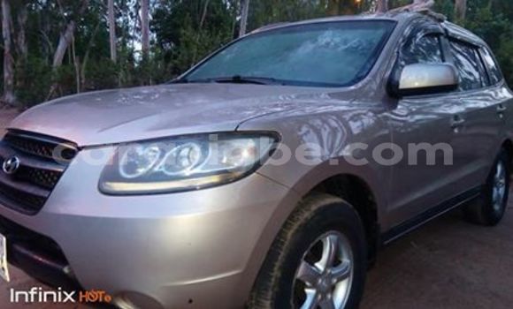 Acheter Occasion Voiture Hyundai Santa Fe Gris à Lomé, Togo Acheter Occasion Voiture Hyundai Santa Fe Gris à Lomé, Togo