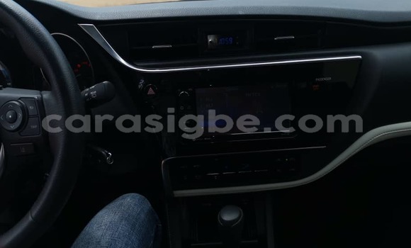 Acheter Occasion Voiture Toyota Auris Bleu à Lomé, Togo Acheter Occasion Voiture Toyota Auris Bleu à Lomé, Togo