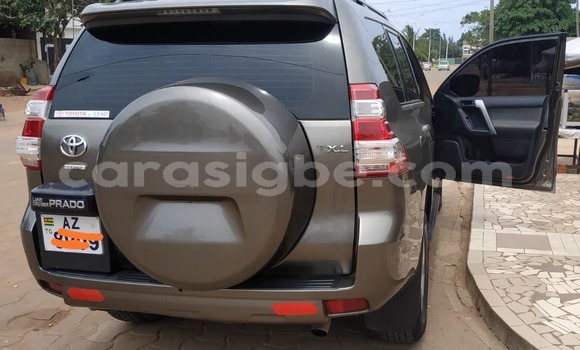 Acheter Occasion Voiture Toyota Prado Gris à Lomé, Togo Acheter Occasion Voiture Toyota Prado Gris à Lomé, Togo