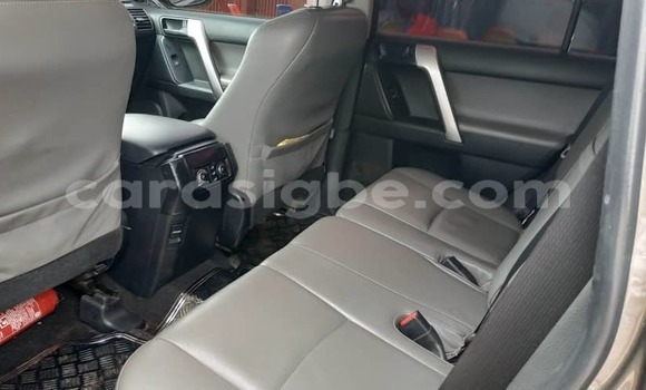 Acheter Occasion Voiture Toyota Prado Gris à Lomé, Togo Acheter Occasion Voiture Toyota Prado Gris à Lomé, Togo