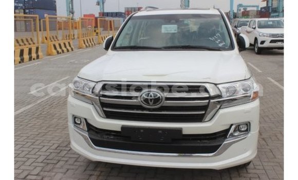 Buy Import Toyota Land Cruiser White Car in Import - Dubai in Togo Buy Import Toyota Land Cruiser White Car in Import - Dubai in Togo