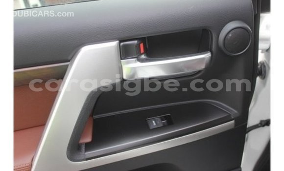 Buy Import Toyota Land Cruiser White Car in Import - Dubai in Togo Buy Import Toyota Land Cruiser White Car in Import - Dubai in Togo