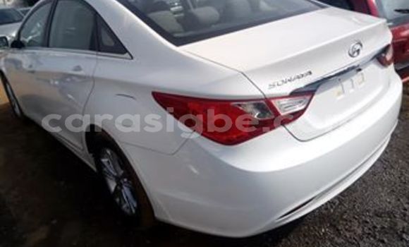 Buy Used Hyundai Sonata White Car in Lome in Togo Buy Used Hyundai Sonata White Car in Lome in Togo
