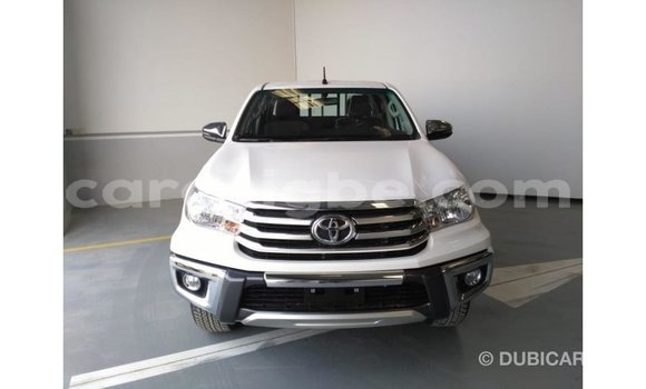 Buy Import Toyota Hilux White Car in Import - Dubai in Togo Buy Import Toyota Hilux White Car in Import - Dubai in Togo