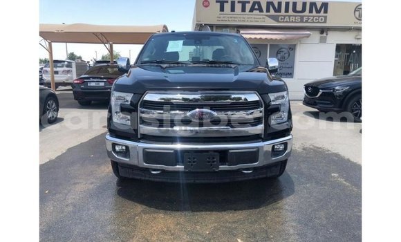 Acheter Import Voiture Ford Club Wagon Noir à Import - Dubai, Togo Acheter Import Voiture Ford Club Wagon Noir à Import - Dubai, Togo