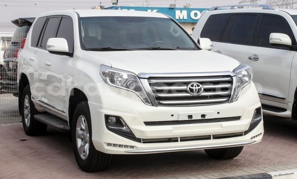 Acheter Import Voiture Toyota Prado Blanc à Import - Dubai, Togo Acheter Import Voiture Toyota Prado Blanc à Import - Dubai, Togo
