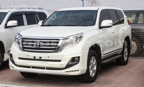Acheter Import Voiture Toyota Prado Blanc à Import - Dubai, Togo Acheter Import Voiture Toyota Prado Blanc à Import - Dubai, Togo
