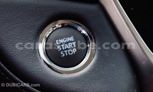 Buy Import Toyota Land Cruiser White Car in Import - Dubai in Togo Buy Import Toyota Land Cruiser White Car in Import - Dubai in Togo