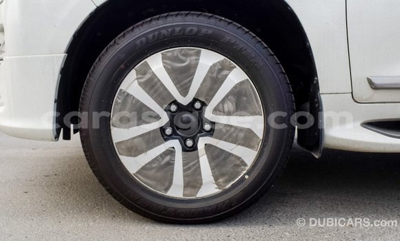 Buy Import Toyota Land Cruiser White Car in Import - Dubai in Togo Buy Import Toyota Land Cruiser White Car in Import - Dubai in Togo