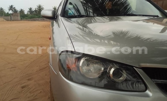 Acheter Occasion Voiture Nissan Almera Gris à Lomé, Togo Acheter Occasion Voiture Nissan Almera Gris à Lomé, Togo