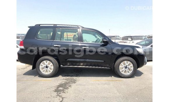 Buy Import Toyota Land Cruiser Black Car in Import - Dubai in Togo Buy Import Toyota Land Cruiser Black Car in Import - Dubai in Togo