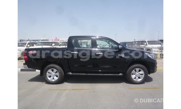 Acheter Import Voiture Toyota Hilux Noir à Import - Dubai, Togo Acheter Import Voiture Toyota Hilux Noir à Import - Dubai, Togo