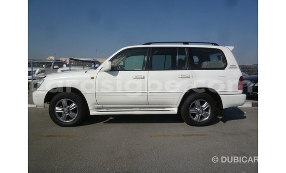 Buy Import Toyota Land Cruiser White Car in Import - Dubai in Togo Buy Import Toyota Land Cruiser White Car in Import - Dubai in Togo