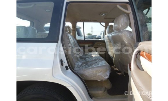Buy Import Toyota Land Cruiser White Car in Import - Dubai in Togo Buy Import Toyota Land Cruiser White Car in Import - Dubai in Togo