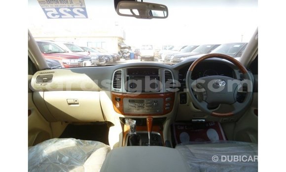 Buy Import Toyota Land Cruiser White Car in Import - Dubai in Togo Buy Import Toyota Land Cruiser White Car in Import - Dubai in Togo