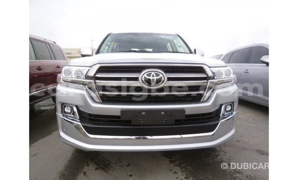Acheter Import Voiture Toyota Land Cruiser Autre à Import - Dubai, Togo Acheter Import Voiture Toyota Land Cruiser Autre à Import - Dubai, Togo