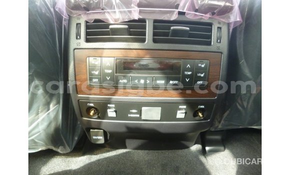 Acheter Import Voiture Toyota Land Cruiser Autre à Import - Dubai, Togo Acheter Import Voiture Toyota Land Cruiser Autre à Import - Dubai, Togo