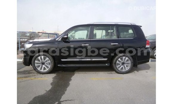 Acheter Import Voiture Toyota Land Cruiser Noir à Import - Dubai, Togo Acheter Import Voiture Toyota Land Cruiser Noir à Import - Dubai, Togo