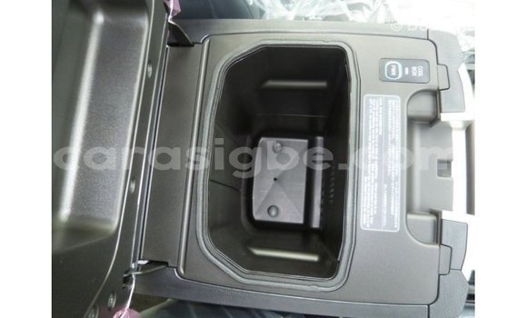 Acheter Import Voiture Toyota Land Cruiser Noir à Import - Dubai, Togo Acheter Import Voiture Toyota Land Cruiser Noir à Import - Dubai, Togo