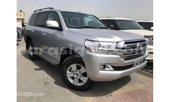 Acheter Import Voiture Toyota Land Cruiser Autre à Import - Dubai, Togo Acheter Import Voiture Toyota Land Cruiser Autre à Import - Dubai, Togo