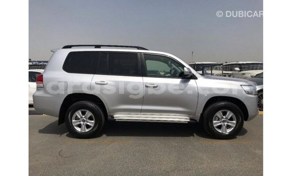 Acheter Import Voiture Toyota Land Cruiser Autre à Import - Dubai, Togo Acheter Import Voiture Toyota Land Cruiser Autre à Import - Dubai, Togo