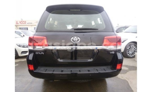 Acheter Import Voiture Toyota Land Cruiser Noir à Import - Dubai, Togo Acheter Import Voiture Toyota Land Cruiser Noir à Import - Dubai, Togo