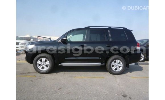Acheter Import Voiture Toyota Land Cruiser Noir à Import - Dubai, Togo Acheter Import Voiture Toyota Land Cruiser Noir à Import - Dubai, Togo
