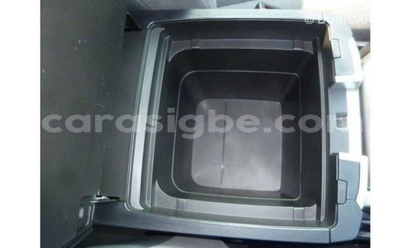 Acheter Import Voiture Toyota Land Cruiser Noir à Import - Dubai, Togo Acheter Import Voiture Toyota Land Cruiser Noir à Import - Dubai, Togo