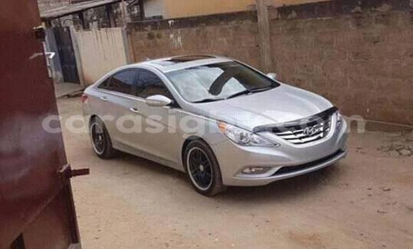 Acheter Occasion Voiture Hyundai Sonata Gris à Lomé, Togo Acheter Occasion Voiture Hyundai Sonata Gris à Lomé, Togo