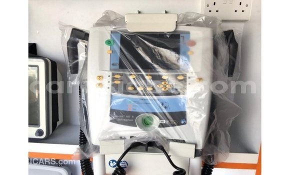 Buy Import Toyota Hiace White Car in Import - Dubai in Togo Buy Import Toyota Hiace White Car in Import - Dubai in Togo