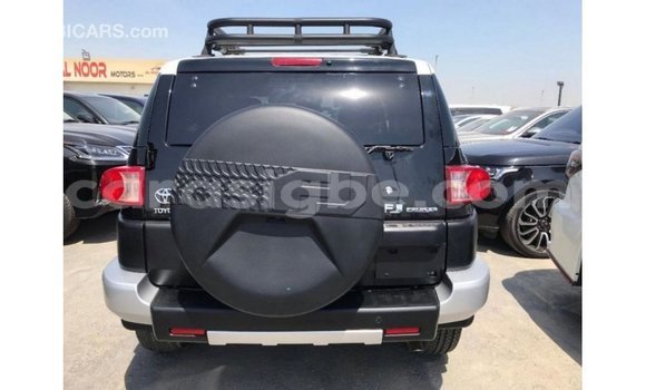 Buy Import Toyota FJ Cruiser Black Car in Import - Dubai in Togo Buy Import Toyota FJ Cruiser Black Car in Import - Dubai in Togo
