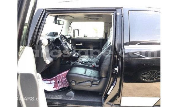 Buy Import Toyota FJ Cruiser Black Car in Import - Dubai in Togo Buy Import Toyota FJ Cruiser Black Car in Import - Dubai in Togo