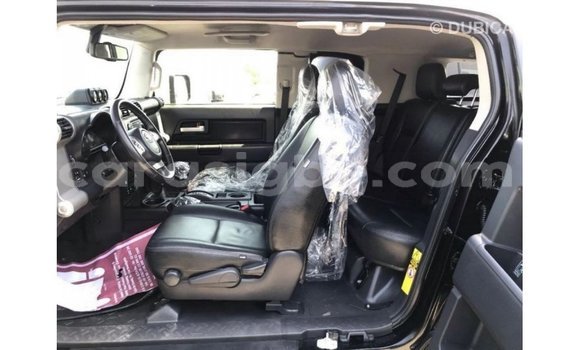 Buy Import Toyota FJ Cruiser Black Car in Import - Dubai in Togo Buy Import Toyota FJ Cruiser Black Car in Import - Dubai in Togo