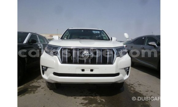 Acheter Import Voiture Toyota Prado Blanc à Import - Dubai, Togo Acheter Import Voiture Toyota Prado Blanc à Import - Dubai, Togo