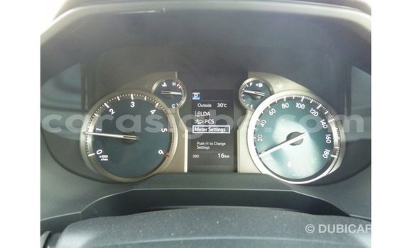 Acheter Import Voiture Toyota Prado Blanc à Import - Dubai, Togo Acheter Import Voiture Toyota Prado Blanc à Import - Dubai, Togo
