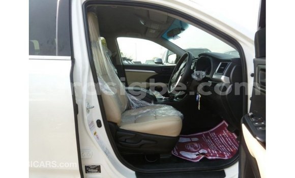 Buy Import Toyota Kluger White Car in Import - Dubai in Togo Buy Import Toyota Kluger White Car in Import - Dubai in Togo