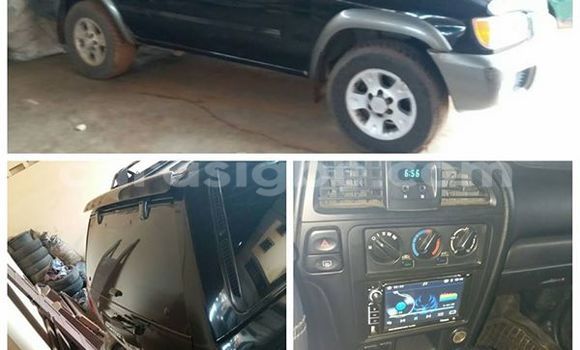 Acheter Occasion Voiture Nissan Pathfinder Noir à Lomé, Togo
