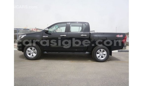 Acheter Import Voiture Toyota Hilux Noir à Import - Dubai, Togo Acheter Import Voiture Toyota Hilux Noir à Import - Dubai, Togo