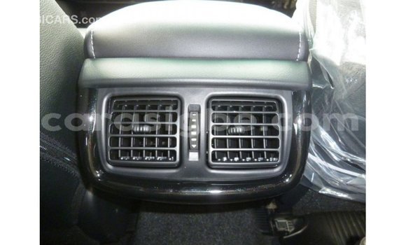 Acheter Import Voiture Toyota Hilux Blanc à Import - Dubai, Togo Acheter Import Voiture Toyota Hilux Blanc à Import - Dubai, Togo