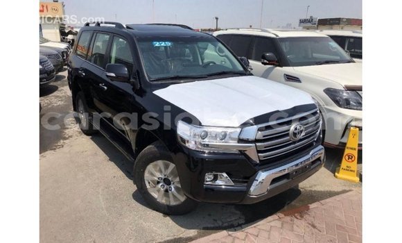 Acheter Import Voiture Toyota Land Cruiser Noir à Import - Dubai, Togo Acheter Import Voiture Toyota Land Cruiser Noir à Import - Dubai, Togo