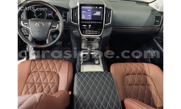 Buy Import Toyota Land Cruiser Black Car in Import - Dubai in Togo Buy Import Toyota Land Cruiser Black Car in Import - Dubai in Togo