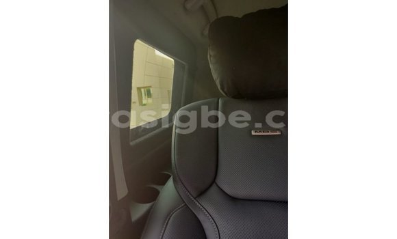 Acheter Import Voiture Toyota Land Cruiser Noir à Import - Dubai, Togo Acheter Import Voiture Toyota Land Cruiser Noir à Import - Dubai, Togo