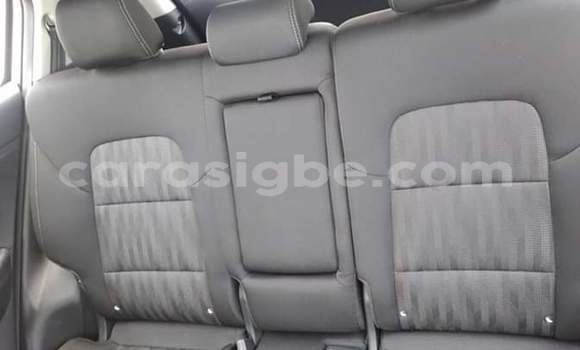 Acheter Occasion Voiture Kia Sportage Blanc à Lomé, Togo Acheter Occasion Voiture Kia Sportage Blanc à Lomé, Togo