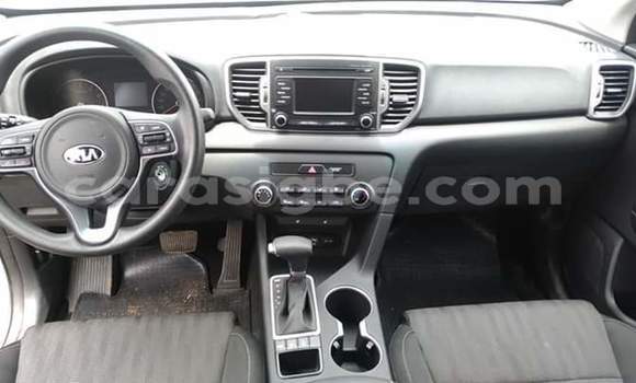 Acheter Occasion Voiture Kia Sportage Blanc à Lomé, Togo Acheter Occasion Voiture Kia Sportage Blanc à Lomé, Togo