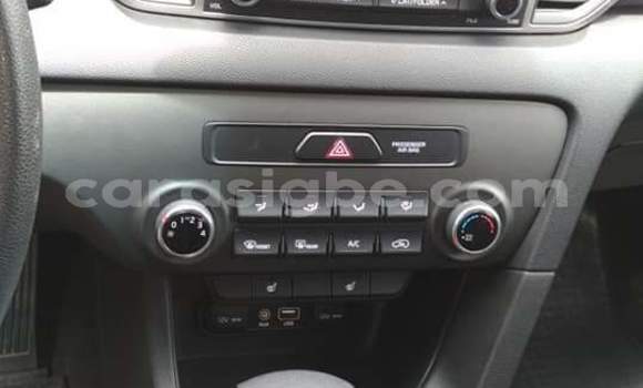 Acheter Occasion Voiture Kia Sportage Blanc à Lomé, Togo Acheter Occasion Voiture Kia Sportage Blanc à Lomé, Togo