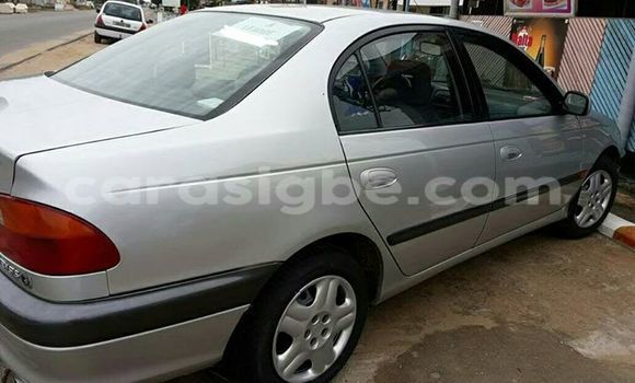 Buy Used Toyota Avensis Silver Car in Lome in Togo Buy Used Toyota Avensis Silver Car in Lome in Togo