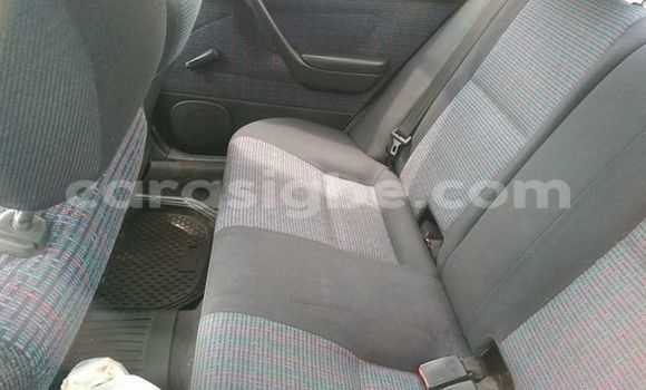 Acheter Occasion Voiture Toyota Carina Rouge à Lomé, Togo Acheter Occasion Voiture Toyota Carina Rouge à Lomé, Togo